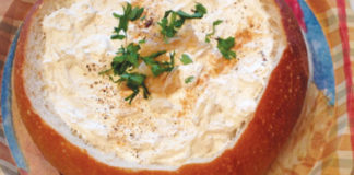 It’s Holiday Dipping Time! (Homemade French Onion Dip)