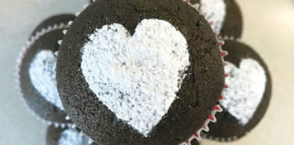 Powdered Sugar Heart Cupcakes