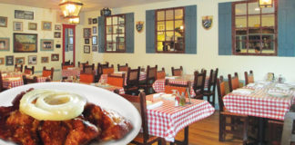 Rincon Criollo Restaurant