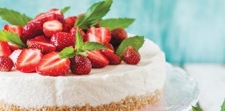 No Bake Cheesecake Tart / Pie with Fresh Fruit