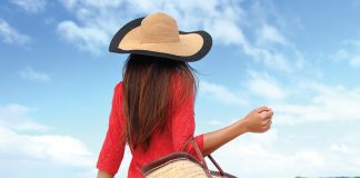 Fashion & Beauty : Subdued Summer Style