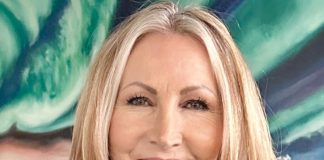 Secrets of Powerful Women: Energy Healing Practitioner, Loa Blasucci